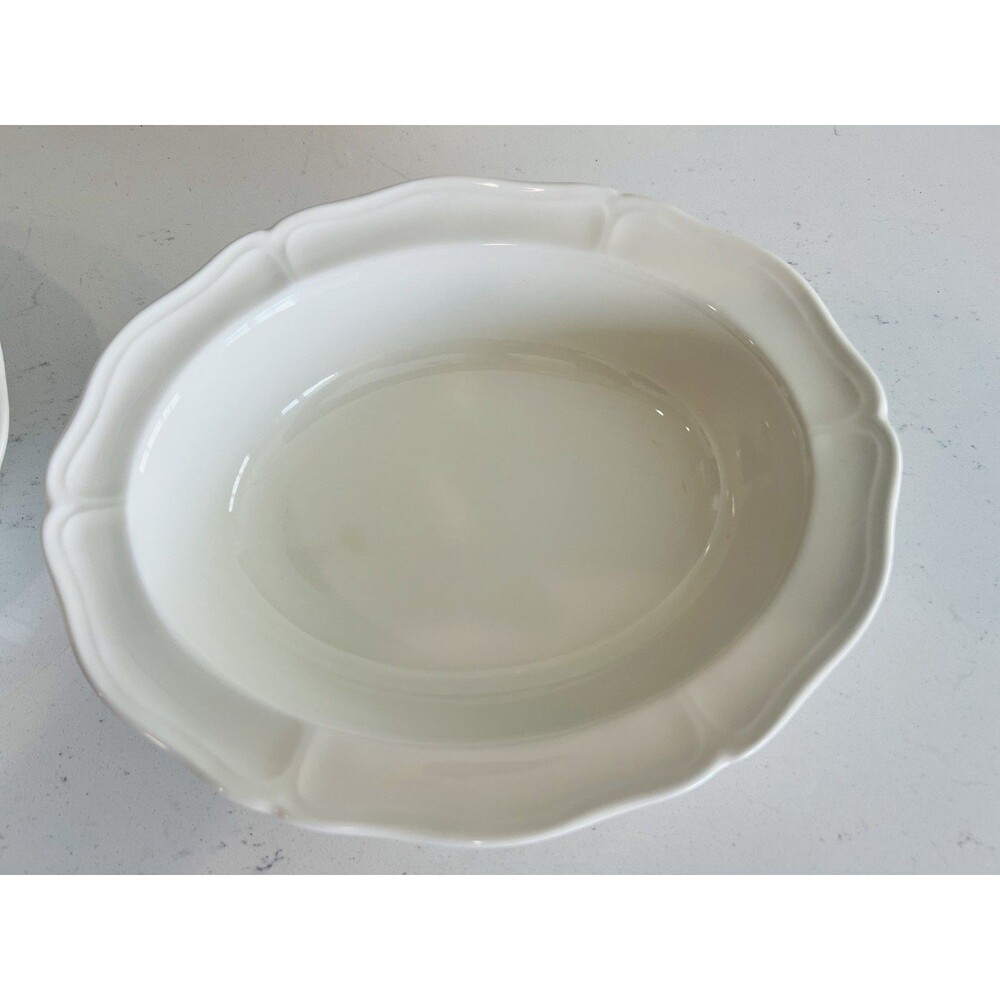 Vintage Wedgwood Queens Shape Plain Oval Vegetable Serving Bowl 9 3/4" Set Of 2